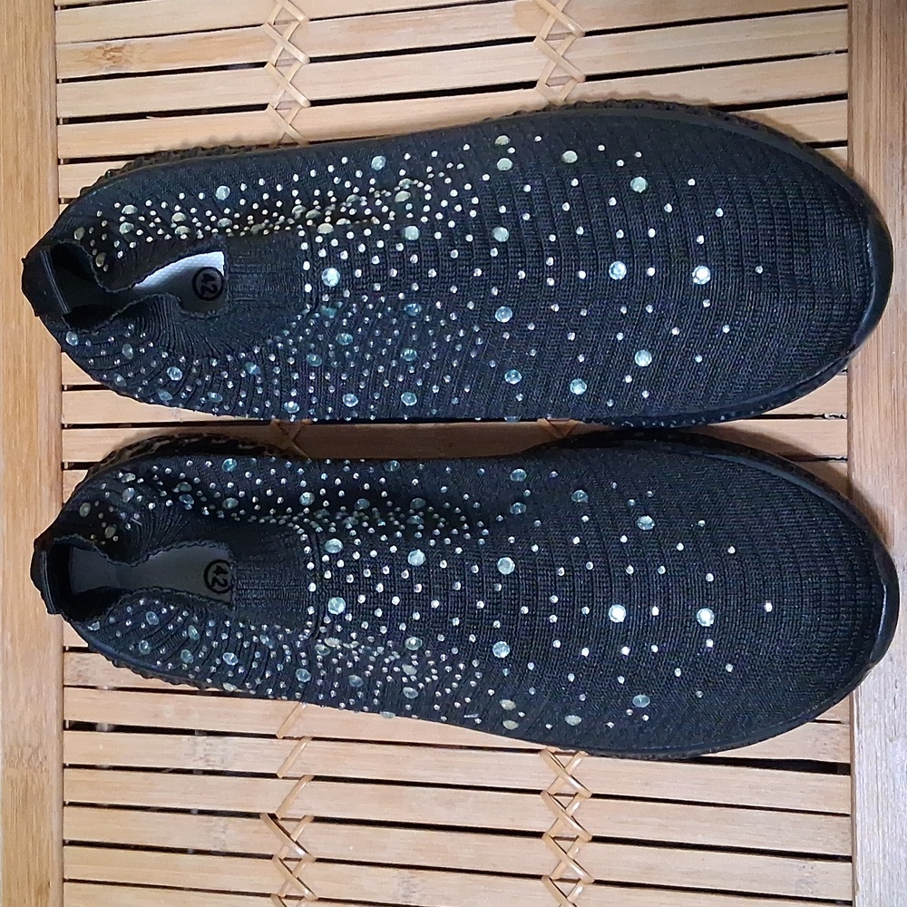 🖤🚶‍♀️ Black Casual Walking, Beach Wedge Shoes W/Clear Crystals Sz 42